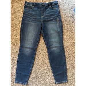 NEW American Eagle Curvy High-Rise Jegging
